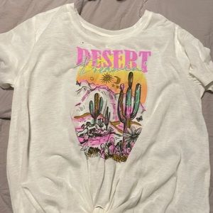 Brand Nee graphic tee